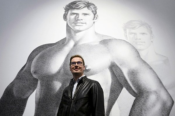 Gayikonen Tom of Finland hyllas i utställning