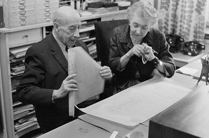 Estrid Ericson och Josef Frank. Photo: Lennart Nilsson, 1964. Svenskt Tenn Arkiv