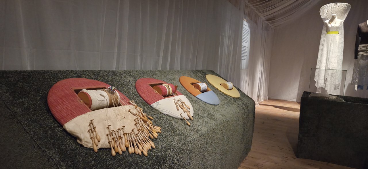 Kattspår & Kråkfötter