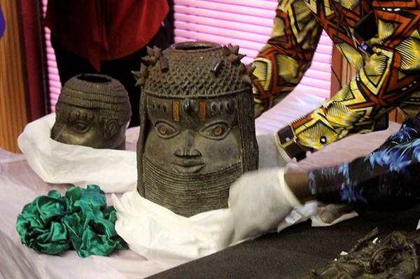 Världskulturmuseerna vill återlämna konst till Nigeria