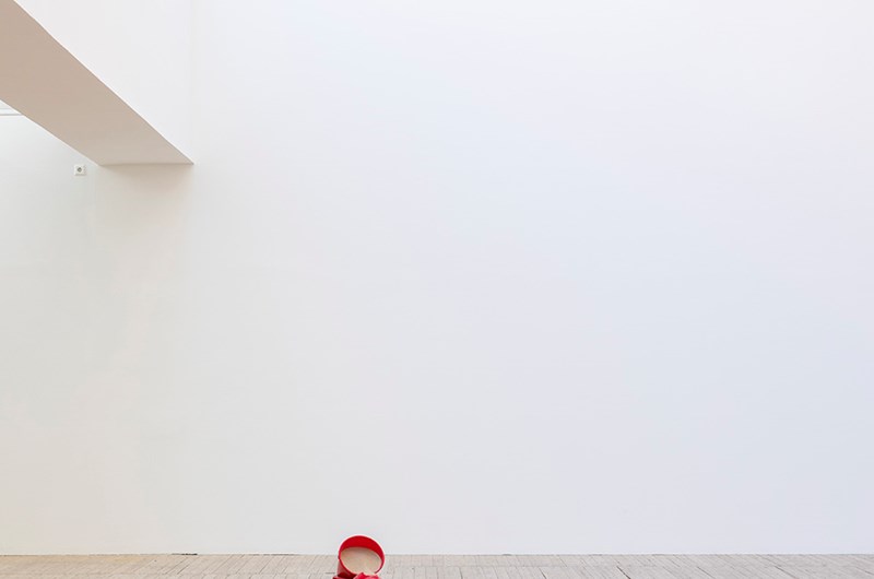 Roman Signer, Pelare av sand 2. Foto: Helene Toresdotter. Malmö Konsthall