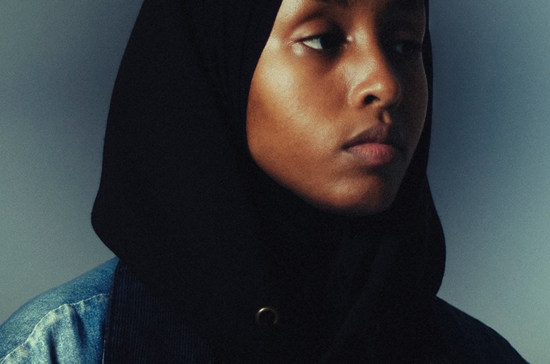 Ikram Abdulkadir, Självporträtt (visas ej i utställningen), 2026 © Ikram Abdulkadir Bildupphovsrätt 2026