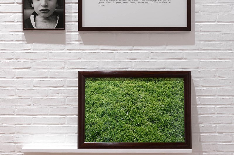 Sofie Calle, The Blind, 1986. Installationsbild, Foto: Camilla Stephan / Louisiana Museum of Modern Art