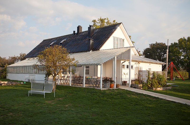 kaféet serverar hembakt fika och goda luncher hela sommaren