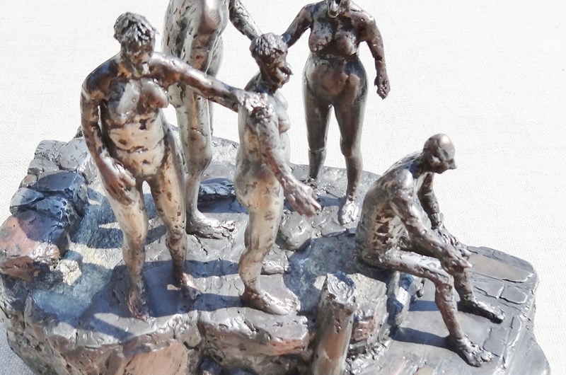 "Gruppen" Skulptur i tenn.