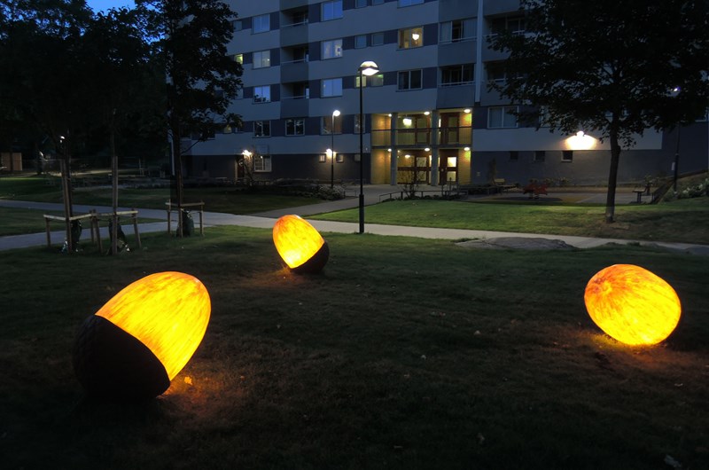 Acorn Lights Bredäng